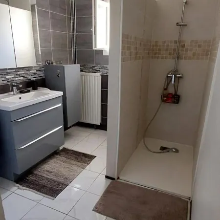 130 M2 Appartamento *